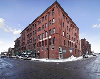 210 N 2nd Street - Photo Thumbnail 17