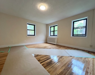 20-56 24th Street - Photo Thumbnail 5