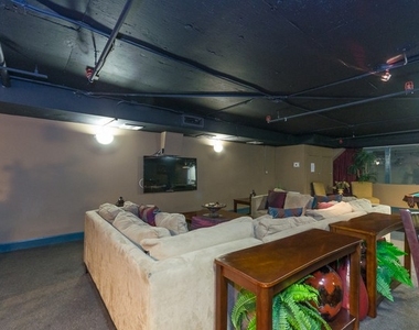 10982 Roebling Ave - Photo Thumbnail 18