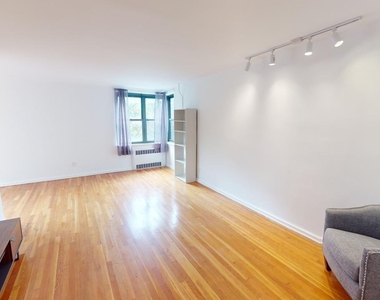 109-23 71st Road - Photo Thumbnail 4