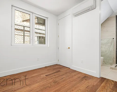 385 Rutland Road - Photo Thumbnail 10