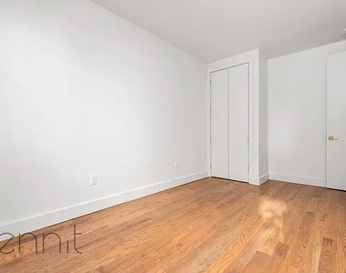 385 Rutland Road - Photo Thumbnail 5