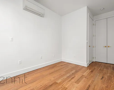 385 Rutland Road - Photo Thumbnail 13