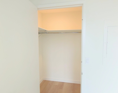 88 Avenue - Photo Thumbnail 3