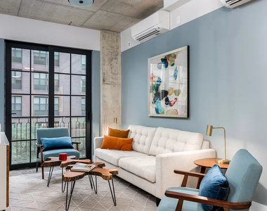 187 Kent Avenue - Photo Thumbnail 5