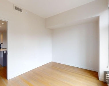 515 East 86th Street - Photo Thumbnail 6