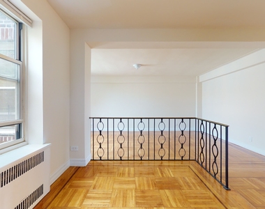 70-01 113th street - Photo Thumbnail 4