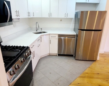 141-13 85th Road - Photo Thumbnail 5