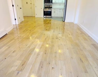 141-13 85th Road - Photo Thumbnail 7