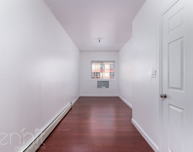 1026 Broadway - Photo Thumbnail 8