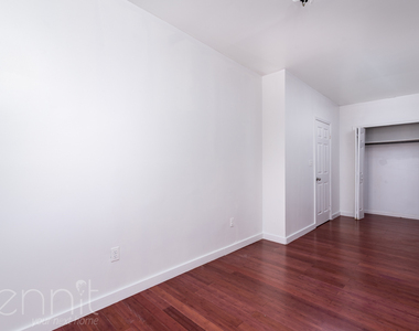 1026 Broadway - Photo Thumbnail 7