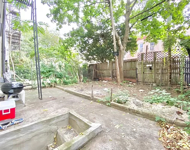 1348 Hancock Street - Photo Thumbnail 4