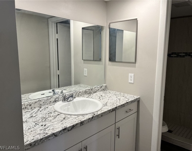 3705 Country Club Boulevard - Photo Thumbnail 8