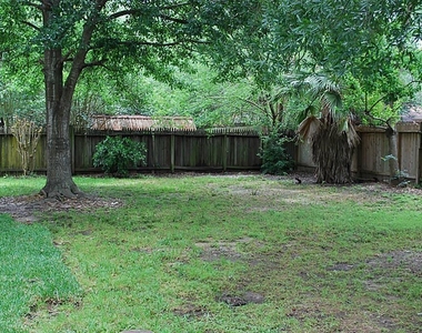 5306 Grand Forest Drive - Photo Thumbnail 15