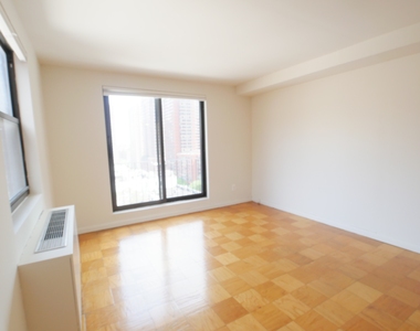 169 East 91st Street - Photo Thumbnail 15