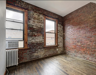 East 13th Street - Photo Thumbnail 5
