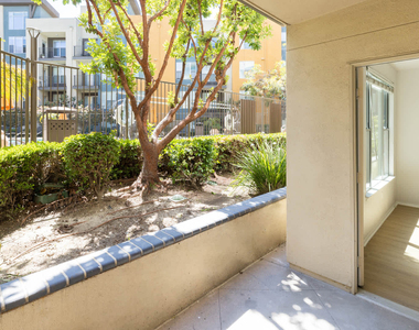 5211 Pacific Concourse Dr - Photo Thumbnail 5