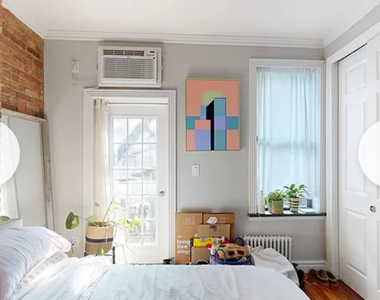 246 Mott Street - Photo Thumbnail 3
