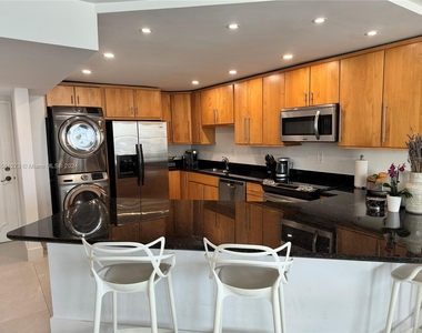 1865 Brickell Ave - Photo Thumbnail 1