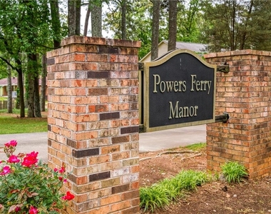 61 Powers Ferry Manor Se - Photo Thumbnail 0
