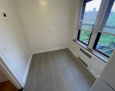 172-90 Highland Avenue - Photo Thumbnail 5