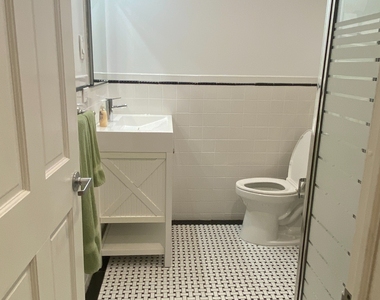 354 West 121st Street - Photo Thumbnail 4