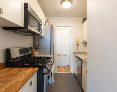 460 East 79th Street - Photo Thumbnail 5
