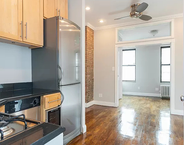 722 10th Avenue - Photo Thumbnail 1