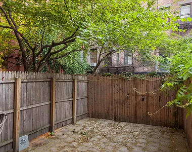 3BR in Hell's Kitchen - Photo Thumbnail 7