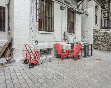 15 West 103rd Street - Photo Thumbnail 5