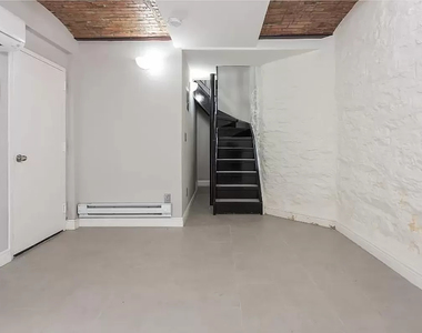 15 West 103rd Street - Photo Thumbnail 1