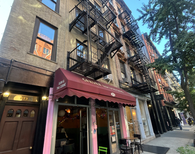 Mott street - Photo Thumbnail 14