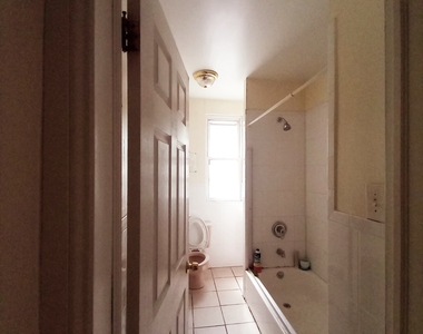 22 Clove Road - Photo Thumbnail 8