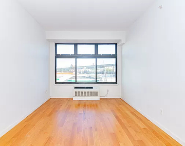 618 Bushwick Avenue - Photo Thumbnail 7