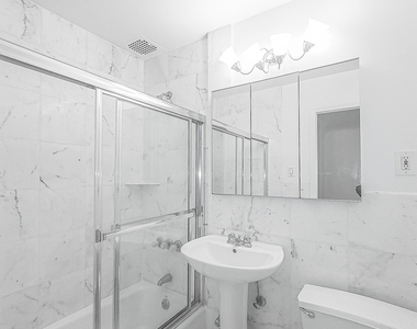 Gorgeous 2-Bedroom Apartment Located in Upper East Side - EAST 83 STREET - Photo Thumbnail 4