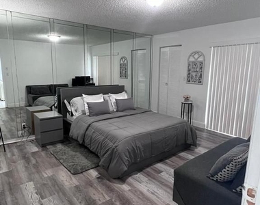 5900 Nw 44th Street - Photo Thumbnail 17