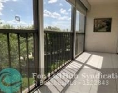5900 Nw 44th Street - Photo Thumbnail 3