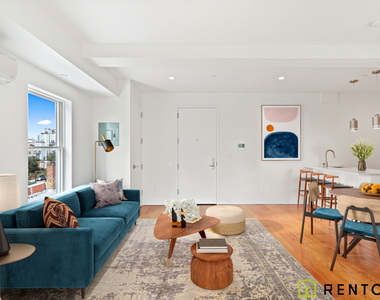 61 Montrose Avenue - Photo Thumbnail 1
