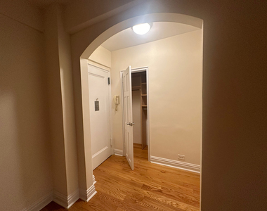 141 East 56th Street - Photo Thumbnail 7
