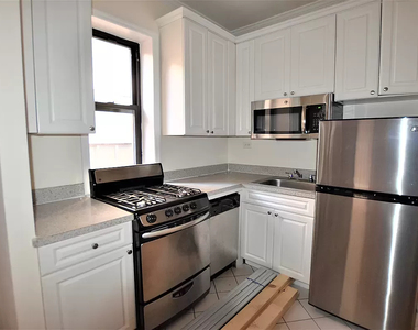 241 East 38th Street - Photo Thumbnail 1