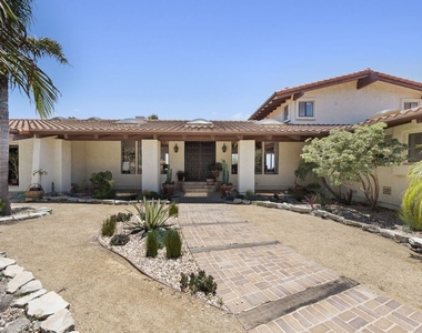 6160 Zumirez Dr - Photo Thumbnail 20