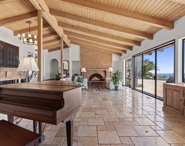 6160 Zumirez Dr - Photo Thumbnail 3