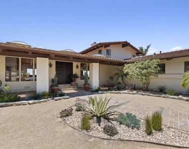 6160 Zumirez Dr - Photo Thumbnail 21