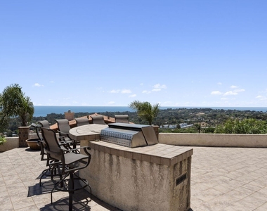 6160 Zumirez Dr - Photo Thumbnail 18