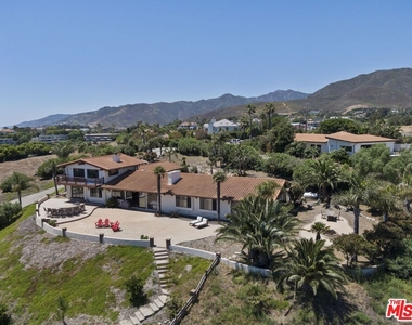 6160 Zumirez Dr - Photo Thumbnail 26