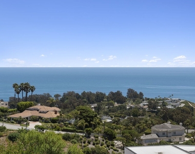 6160 Zumirez Dr - Photo Thumbnail 23