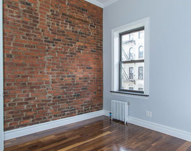 68 Clinton Street - Photo Thumbnail 3