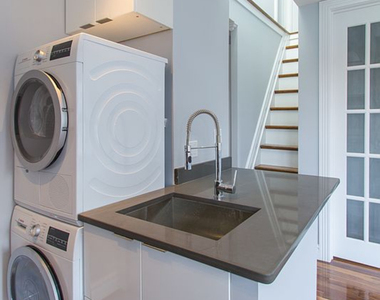 68 Clinton Street - Photo Thumbnail 1