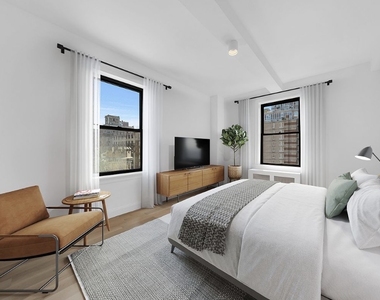 East 20 st  - Photo Thumbnail 2