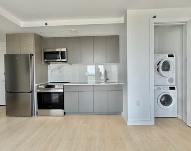 1499 Bedford Avenue - Photo Thumbnail 5